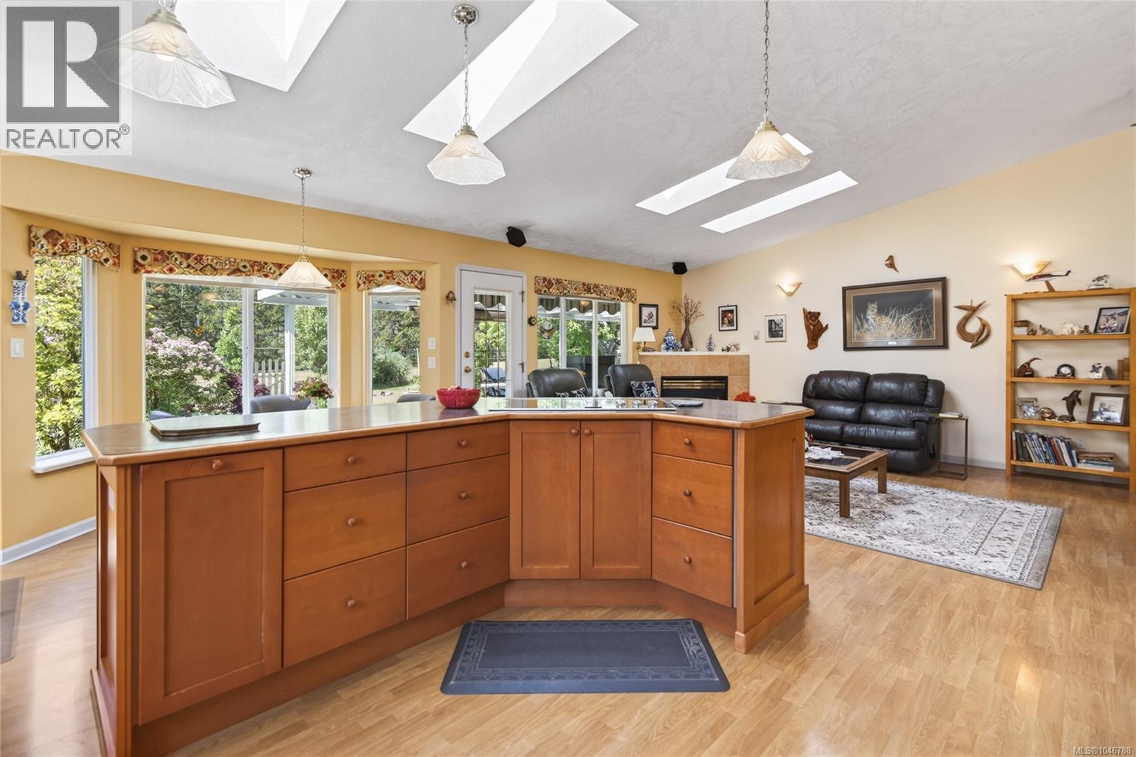 657 Sierra Pines Rd, Comox, British Columbia  V9M 3W8 - Photo 18 - 1046788