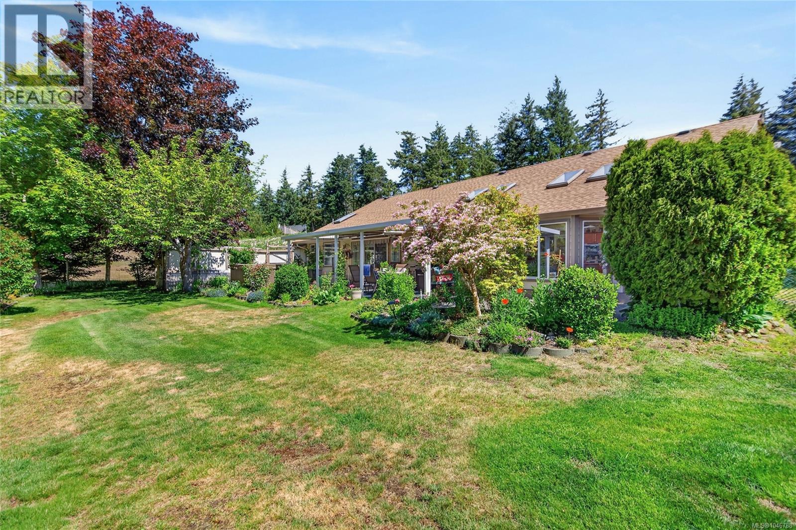 657 Sierra Pines Rd, Comox, British Columbia  V9M 3W8 - Photo 49 - 1046788
