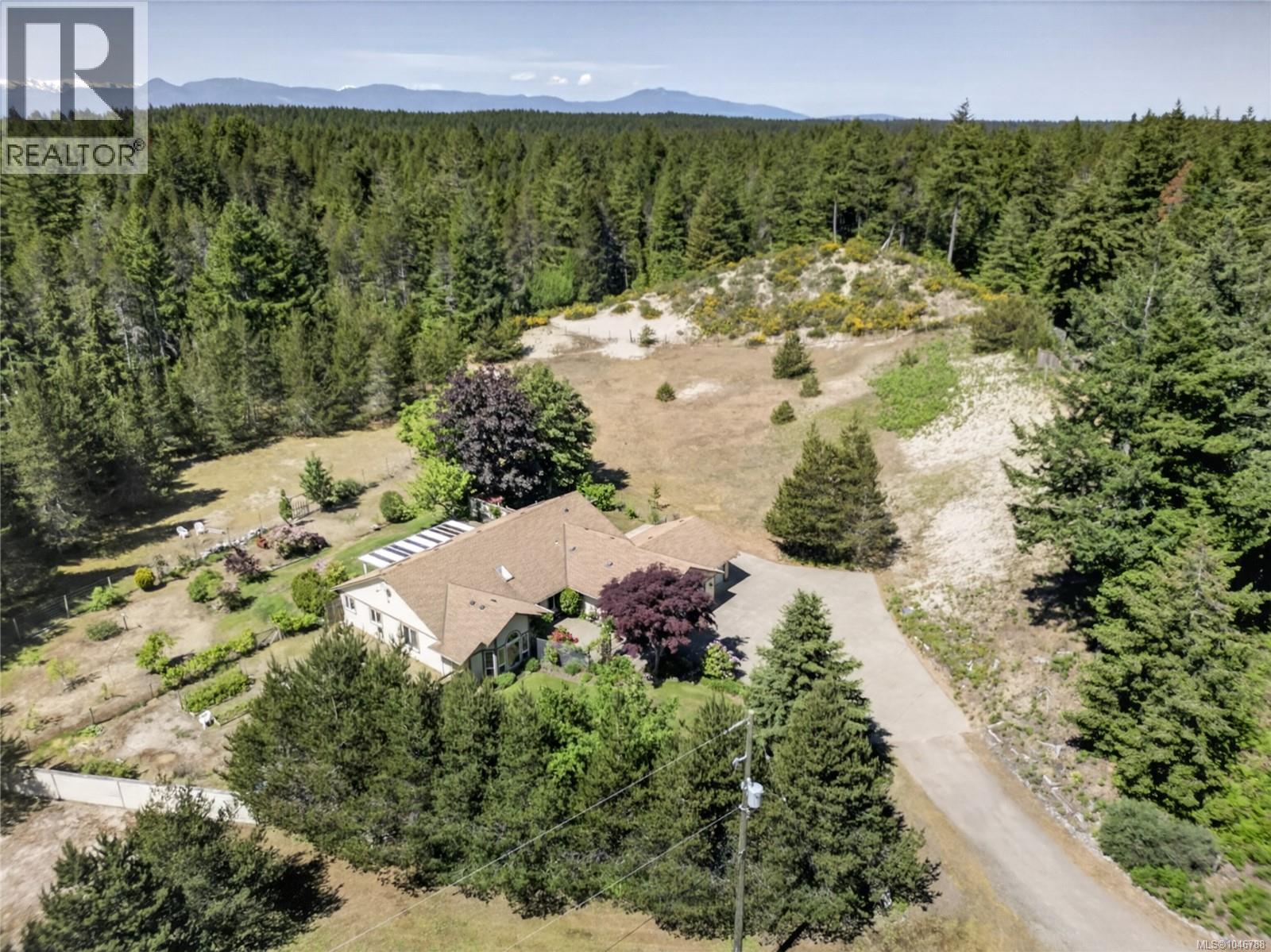 657 Sierra Pines Rd, Comox, British Columbia  V9M 3W8 - Photo 67 - 1046788