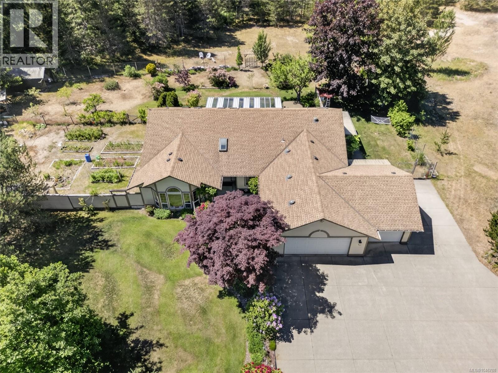 657 Sierra Pines Rd, Comox, British Columbia  V9M 3W8 - Photo 78 - 1046788
