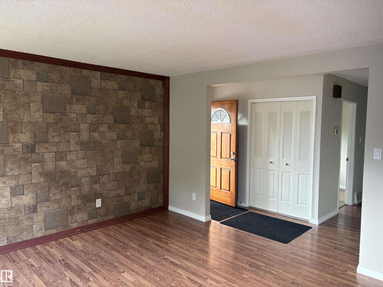 13831 23 St Nw, Edmonton, Alberta  T5Y 1C1 - Photo 15 - E4502848