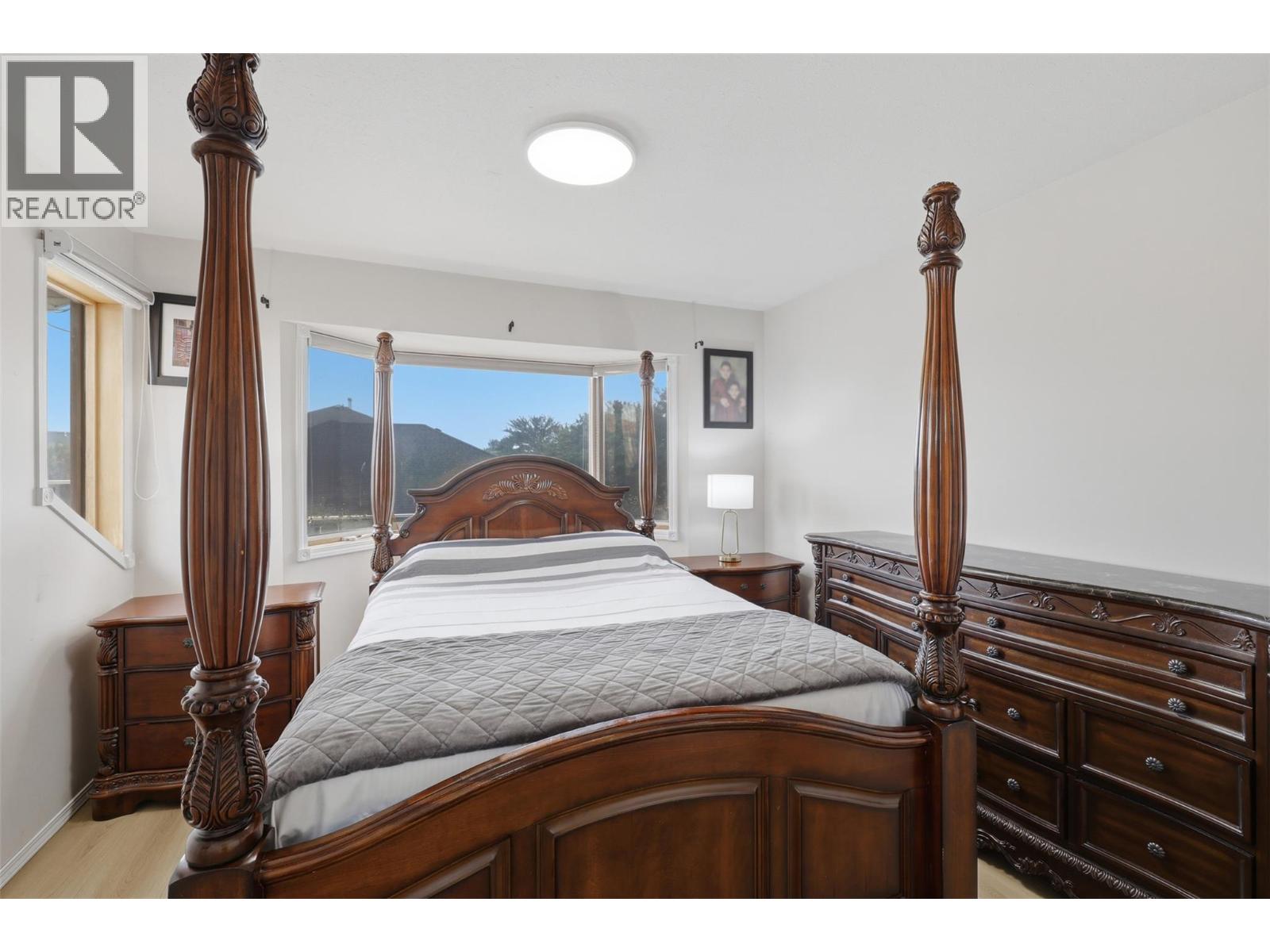 864 Nicolani Drive, Kamloops, British Columbia  V2B 5B3 - Photo 36 - 10397733