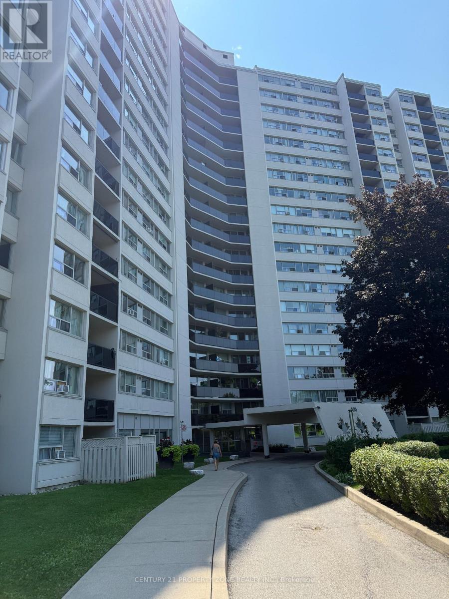 702 - 530 LOLITA GARDENS, Mississauga, Ontario
