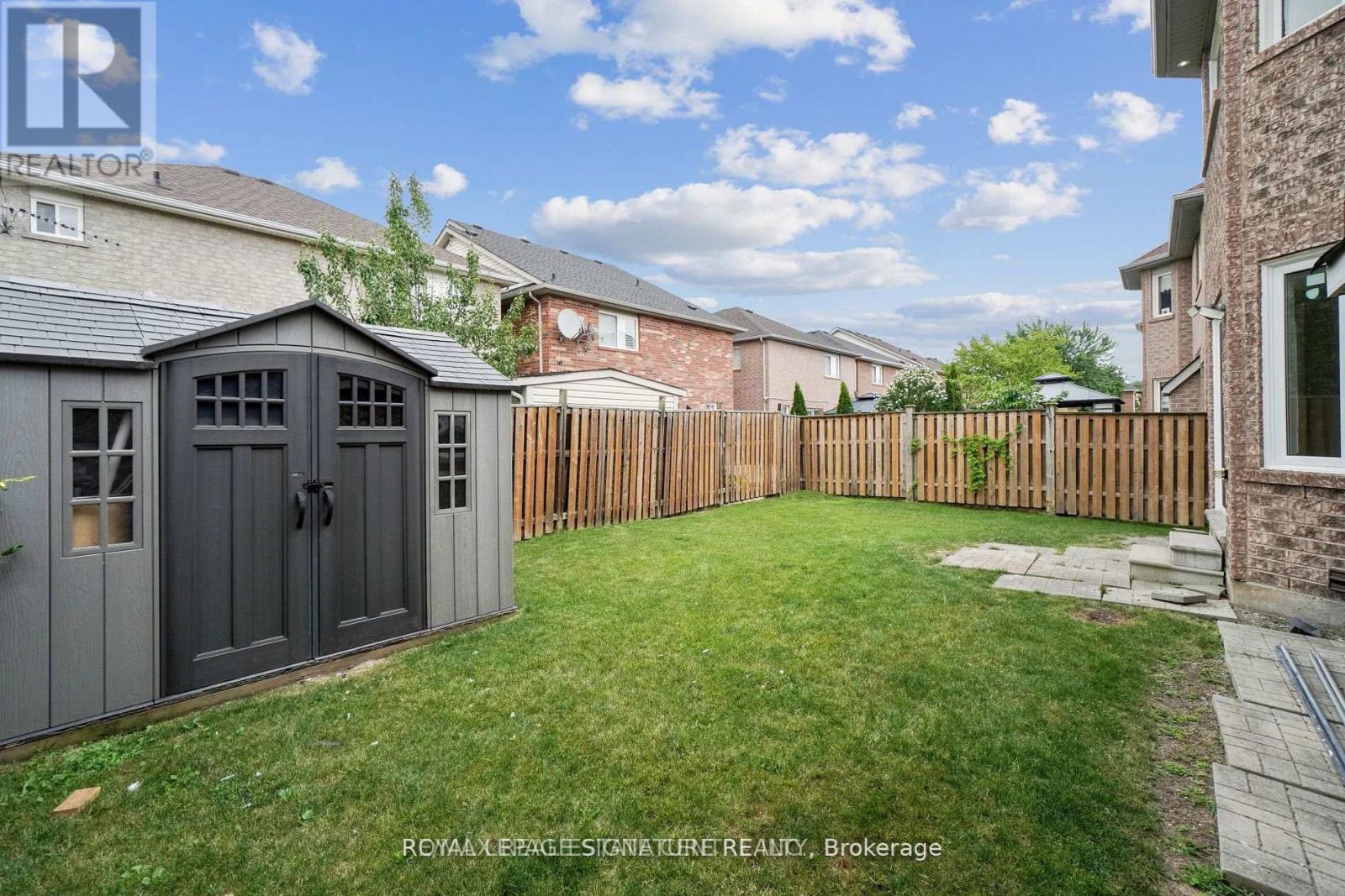12 Ferncroft Place, Brampton, Ontario  L7A 2Z6 - Photo 42 - W13664472