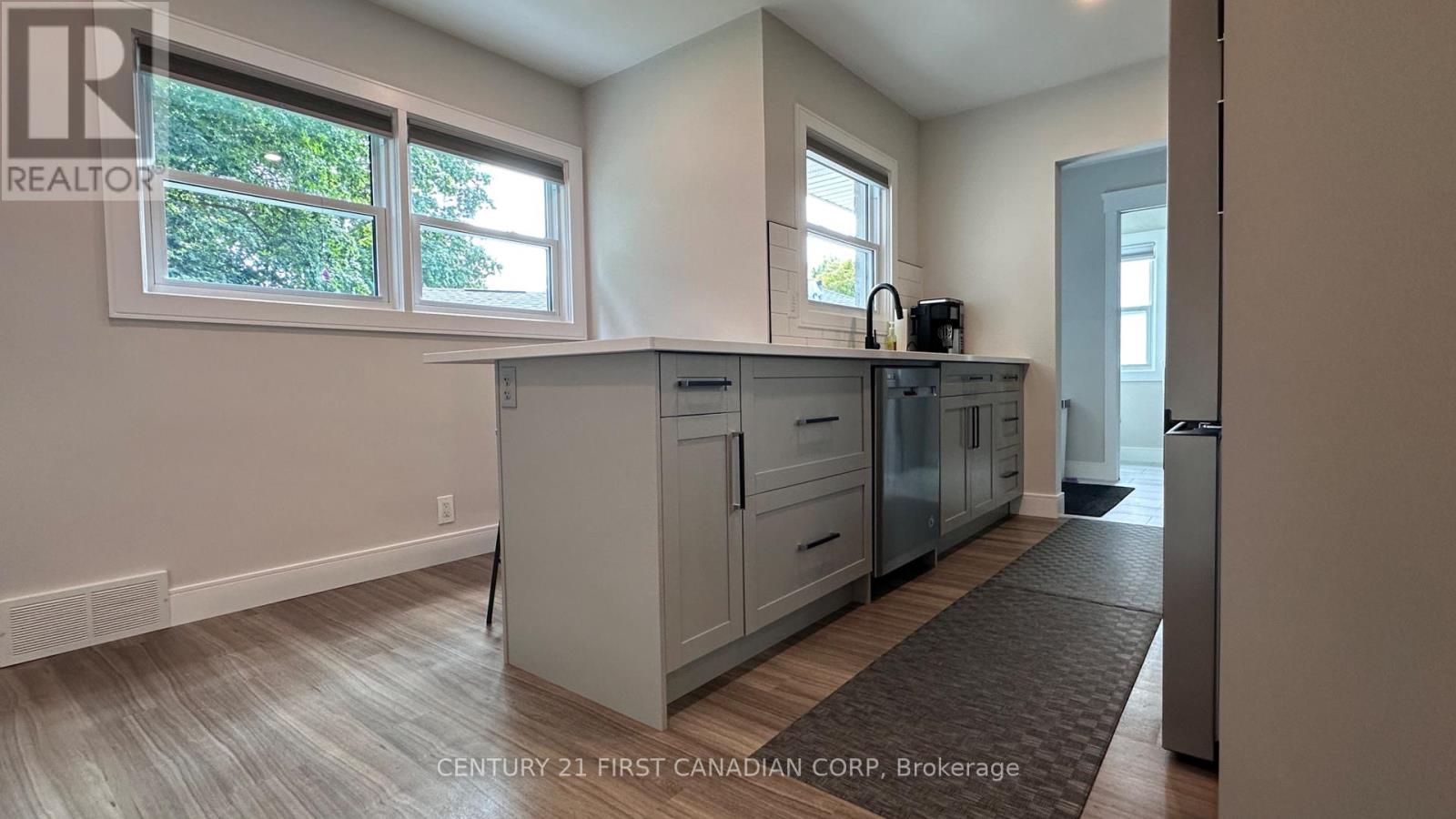 33 Braemar Crescent, London North, Ontario  N6H 2X2 - Photo 8 - X13669442