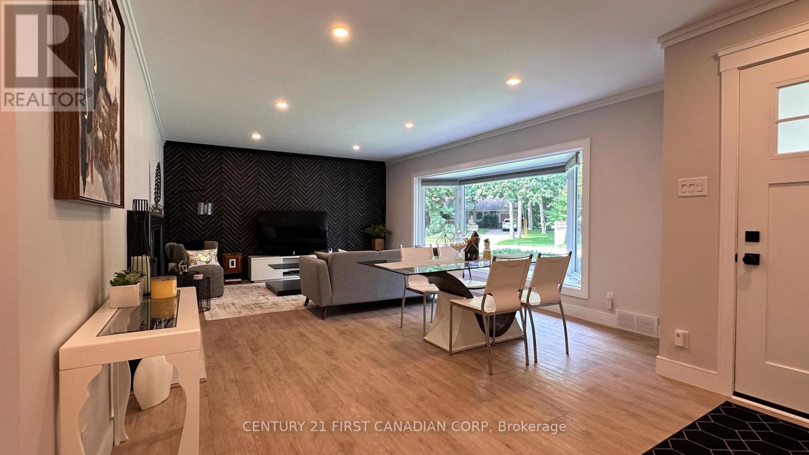 33 Braemar Crescent, London North, Ontario  N6H 2X2 - Photo 4 - X13669442