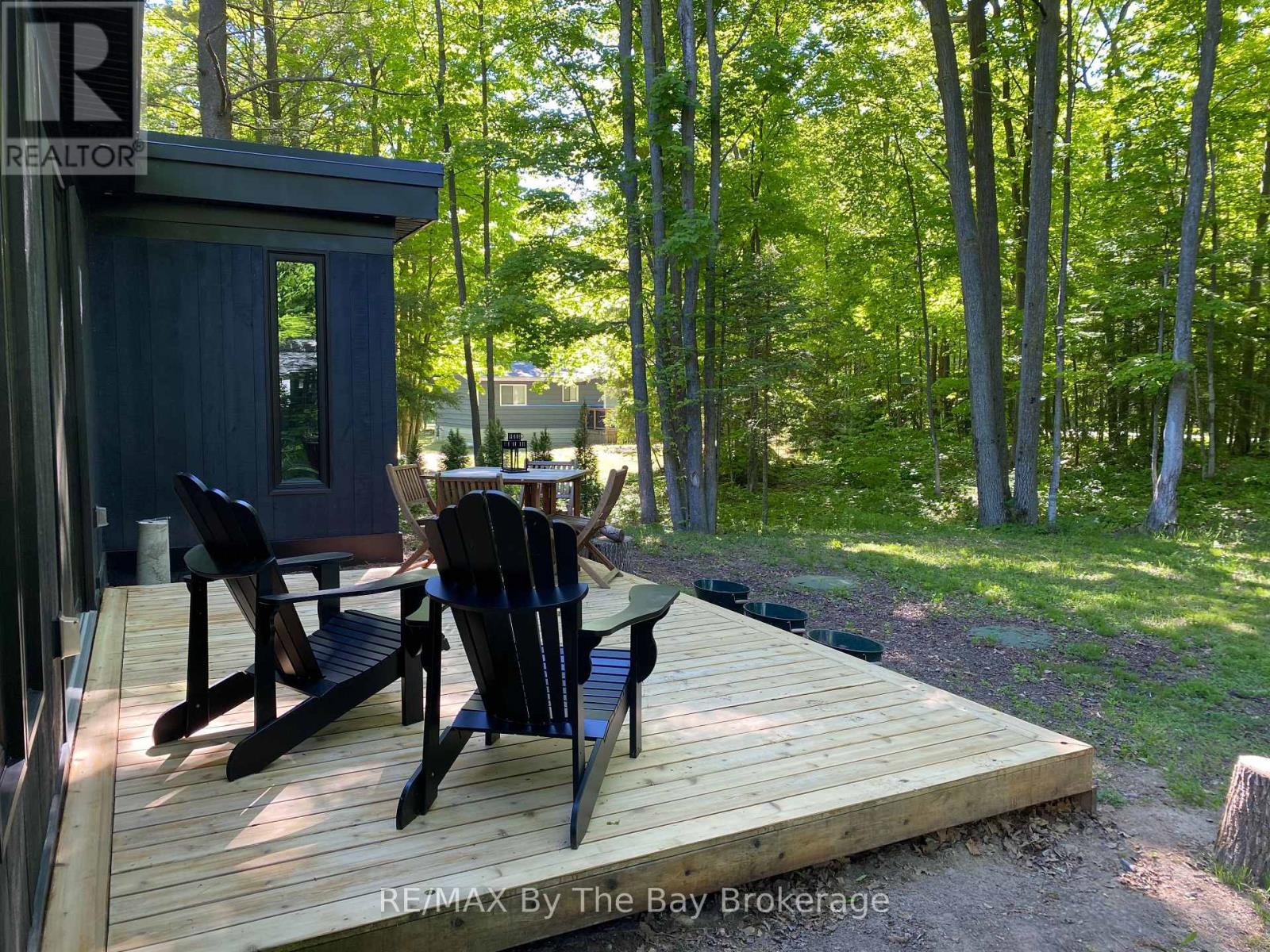 33 St. Laurent Boulevard, Tiny, Ontario  L9M 0J2 - Photo 10 - S13673082