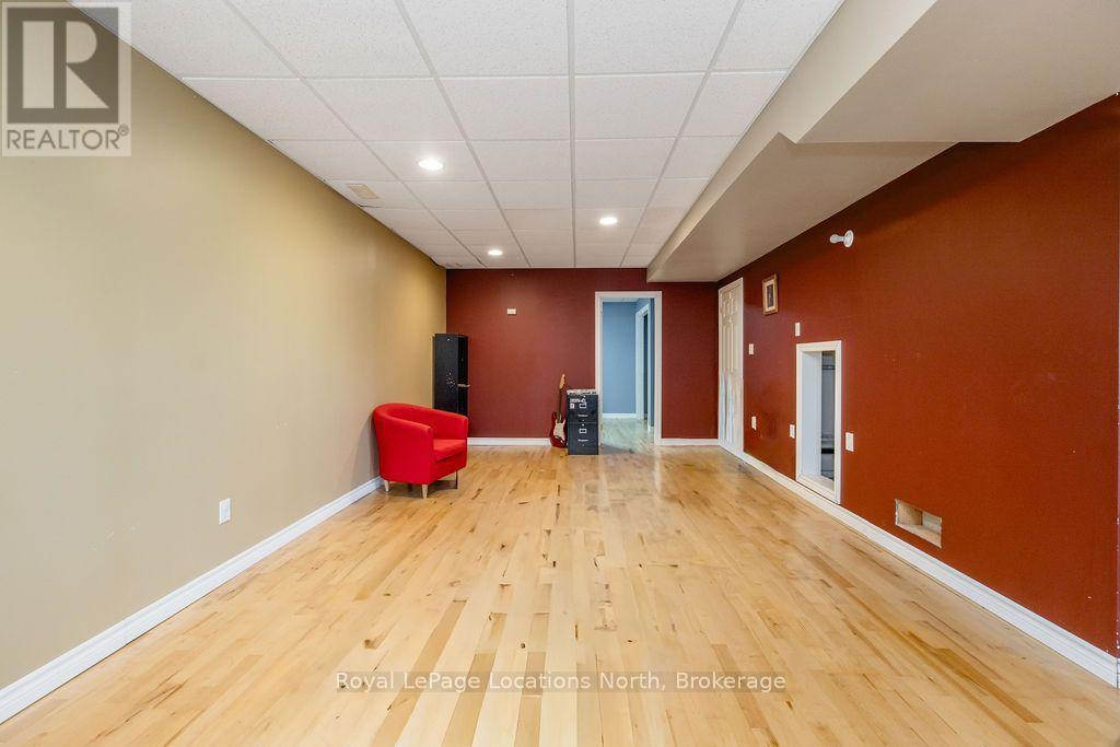 28 Marl Creek Drive, Springwater, Ontario L0L 2K0 - Photo 29 - S13673116