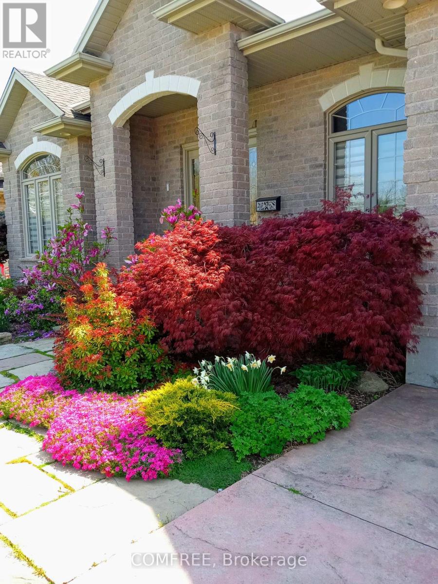 35 Tanya Drive, Southwest Middlesex, Ontario  N0L 1M0 - Photo 32 - X13490048