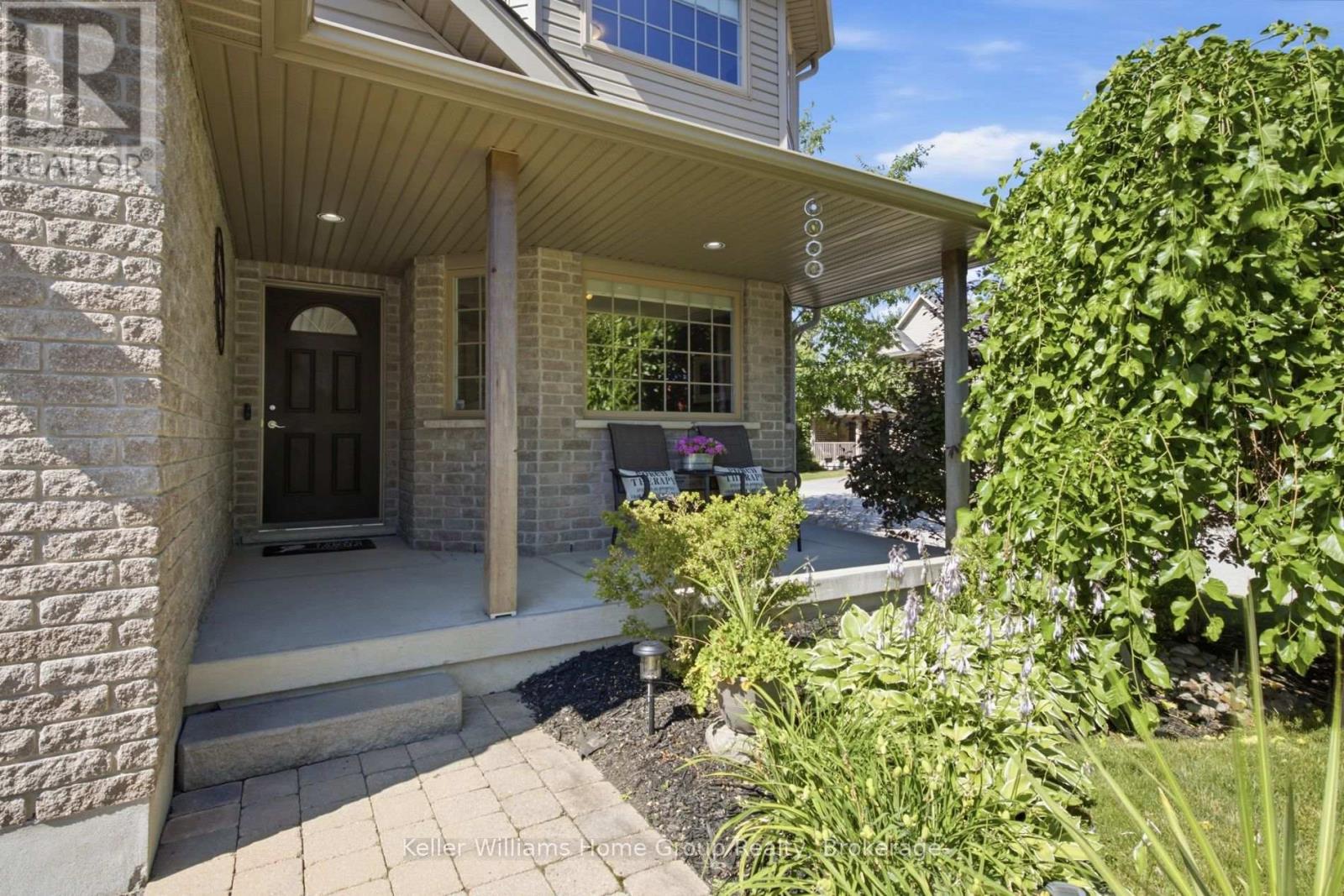 30 Inett Way, Centre Wellington (Fergus), Ontario  N1M 0A6 - Photo 3 - X13673048