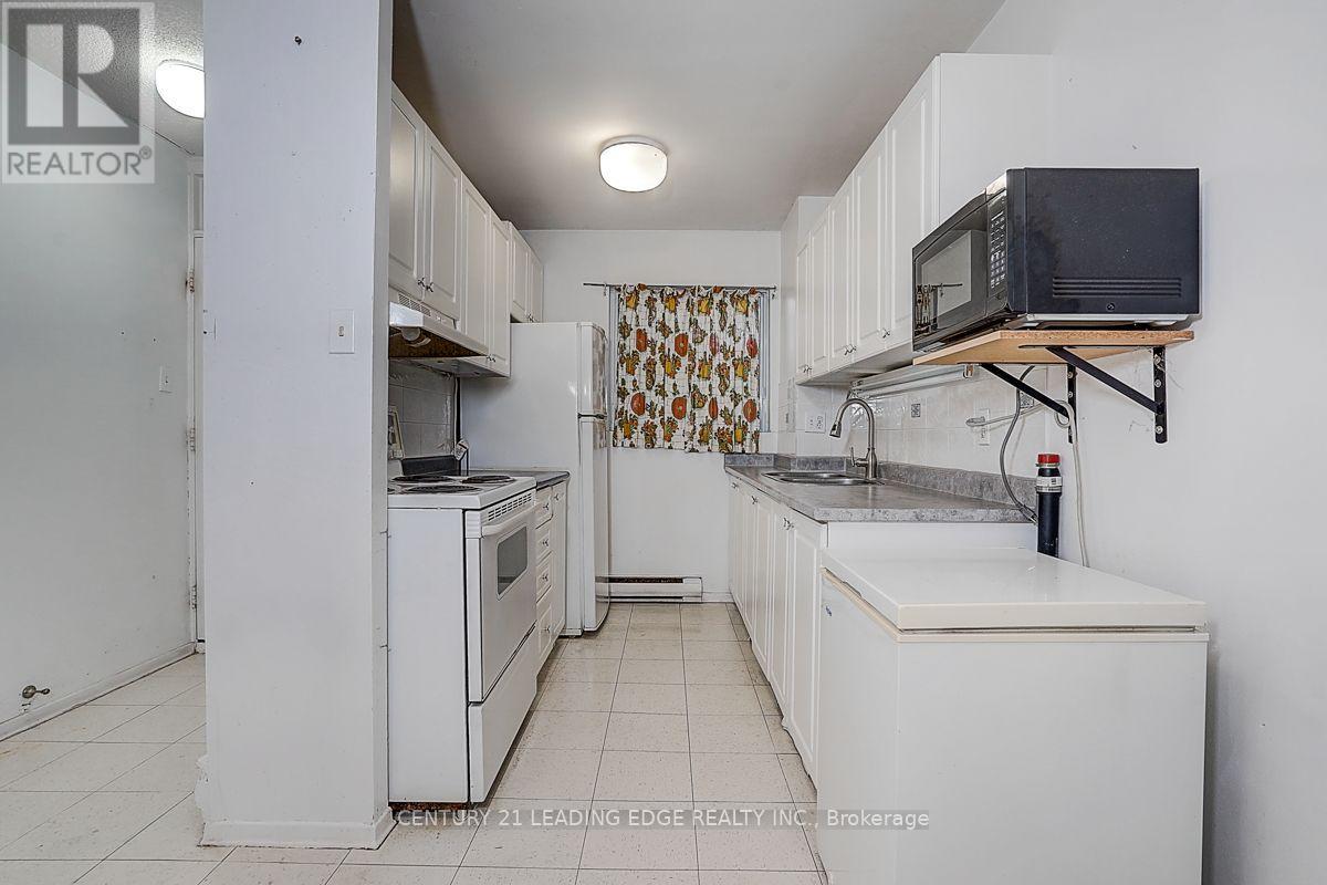 207 - 135 Leeward Glenway, Toronto, Ontario  M3C 2Z2 - Photo 14 - C13673090