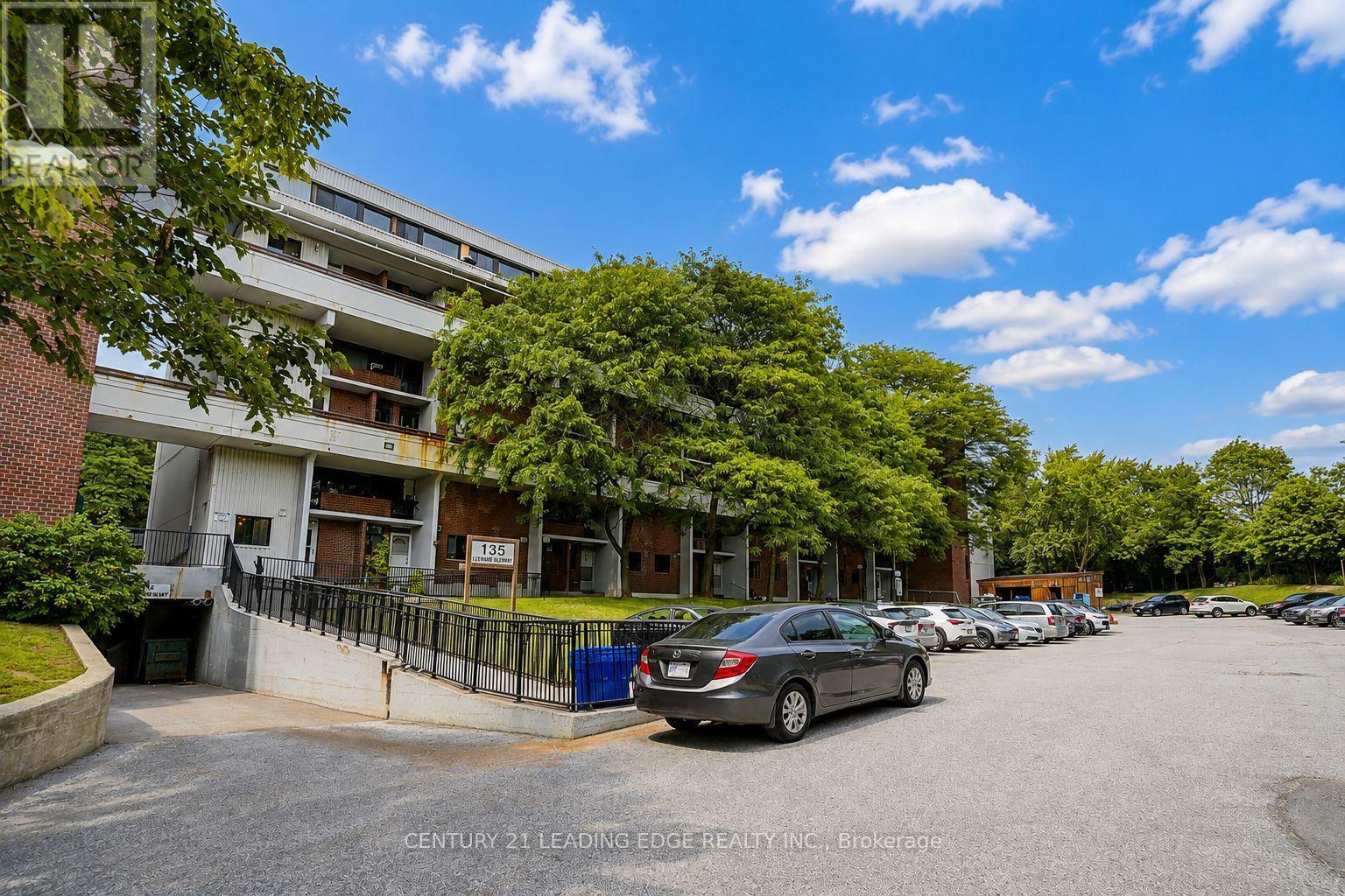 207 - 135 Leeward Glenway, Toronto, Ontario  M3C 2Z2 - Photo 2 - C13673090