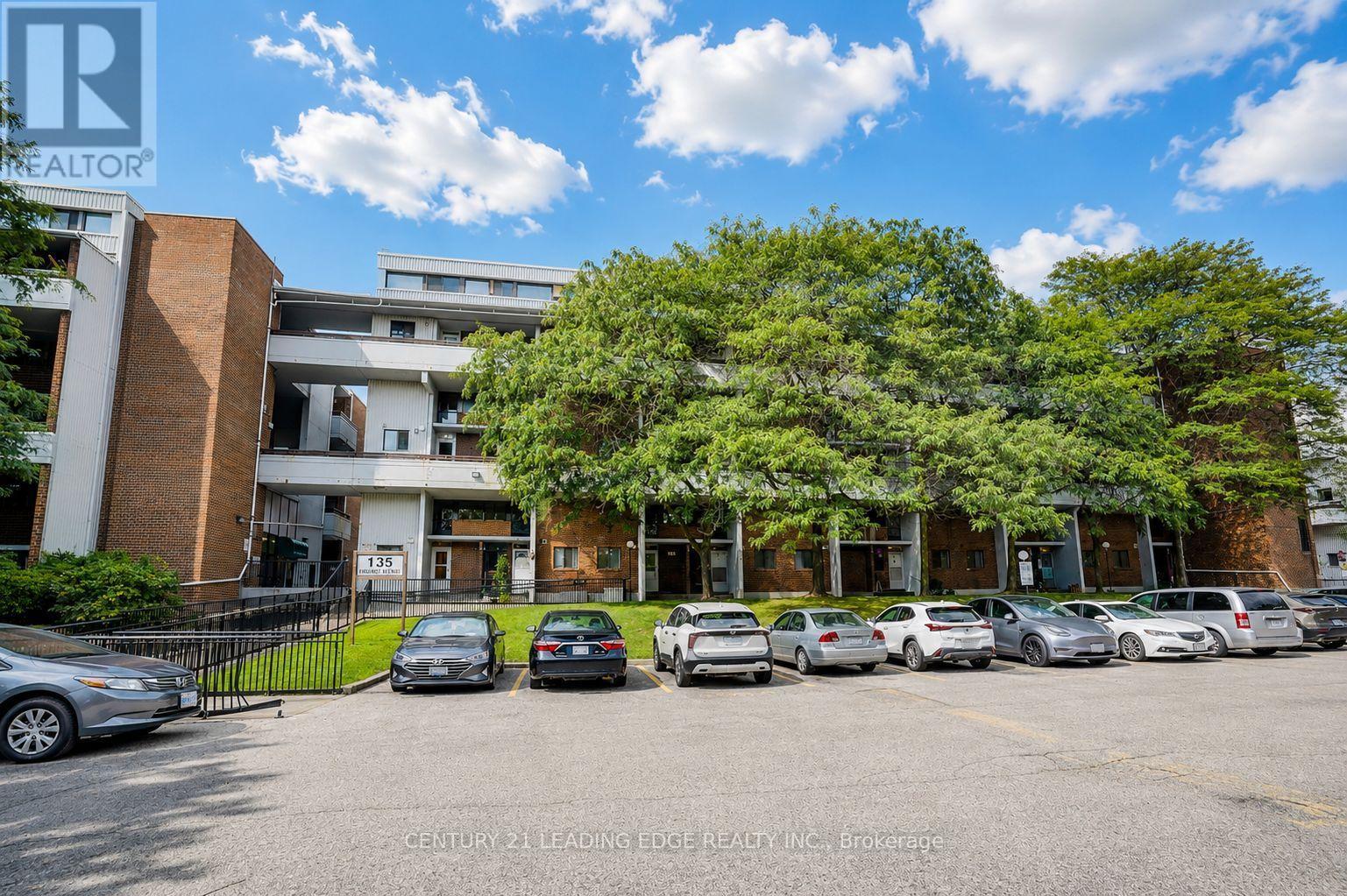 207 - 135 Leeward Glenway, Toronto, Ontario  M3C 2Z2 - Photo 3 - C13673090