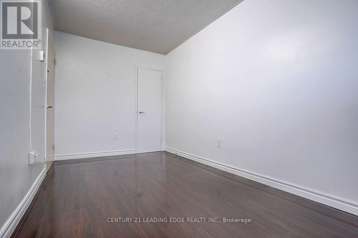207 - 135 Leeward Glenway, Toronto, Ontario  M3C 2Z2 - Photo 34 - C13673090