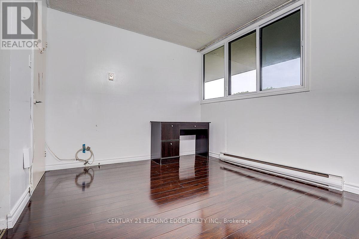 207 - 135 Leeward Glenway, Toronto, Ontario  M3C 2Z2 - Photo 37 - C13673090