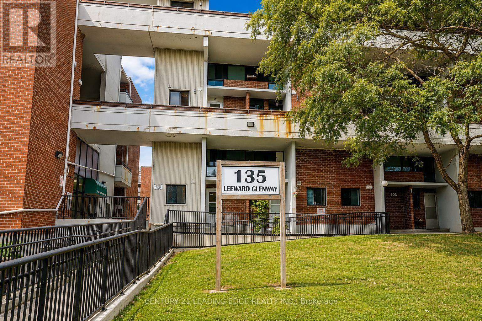 207 - 135 Leeward Glenway, Toronto, Ontario  M3C 2Z2 - Photo 5 - C13673090