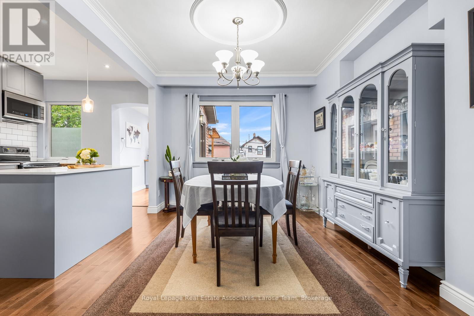 134 Holland Park Avenue, Toronto, Ontario  M6E 1L6 - Photo 11 - C13673148