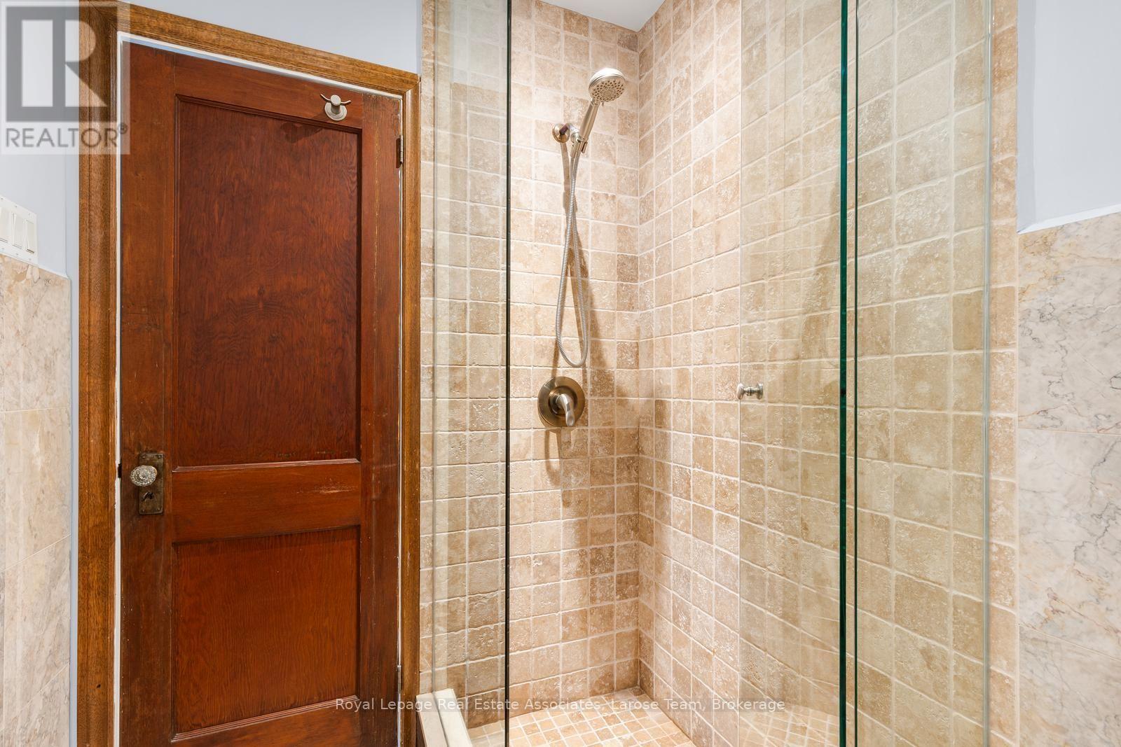134 Holland Park Avenue, Toronto, Ontario  M6E 1L6 - Photo 24 - C13673148