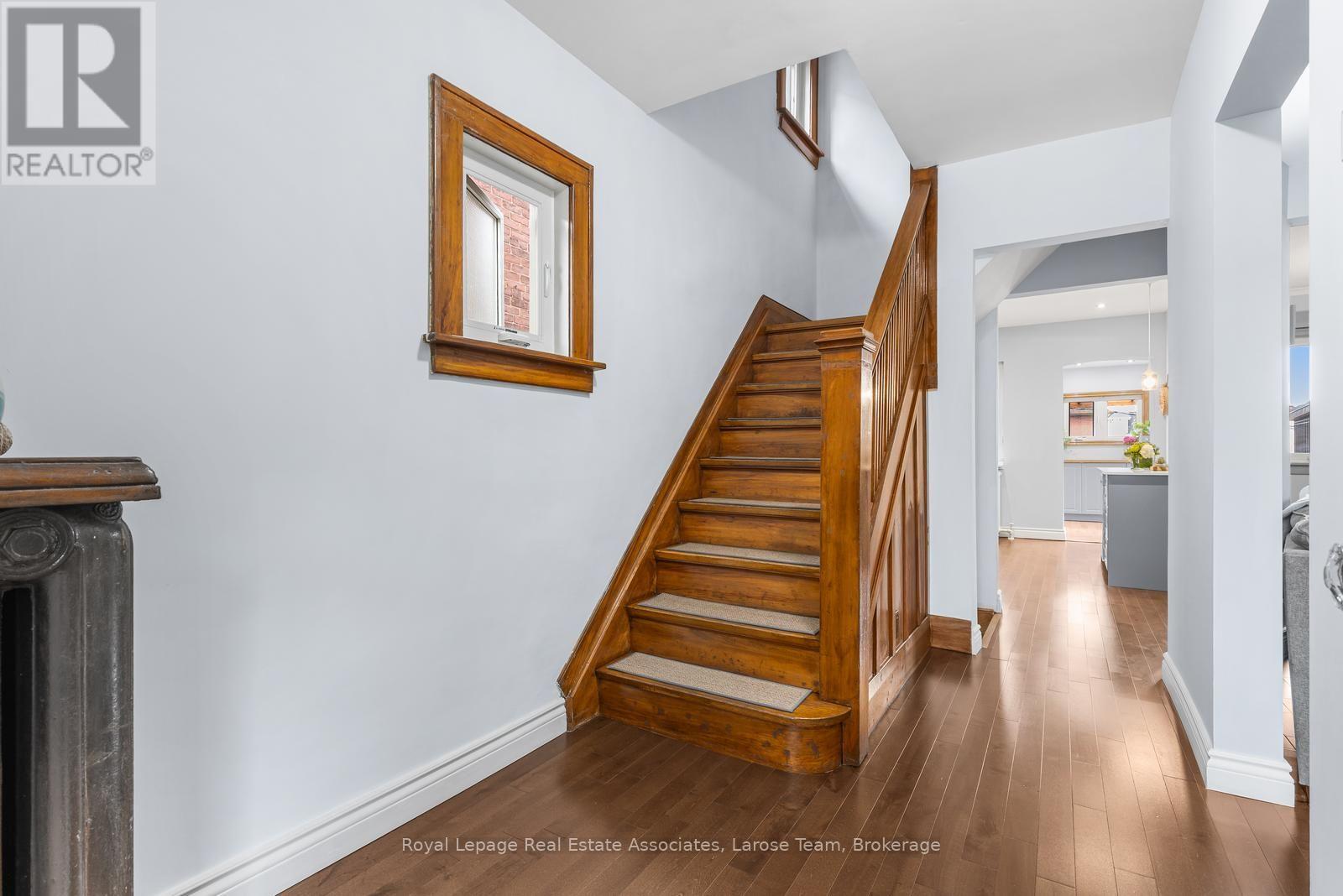 134 Holland Park Avenue, Toronto, Ontario  M6E 1L6 - Photo 6 - C13673148