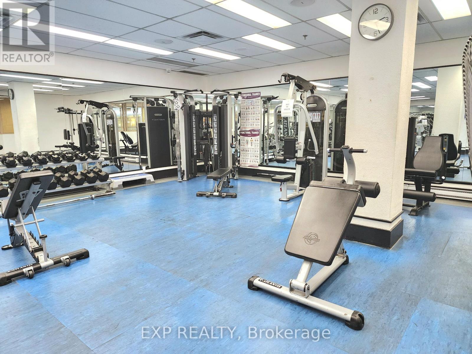1421 - 711 Bay Street, Toronto, Ontario  M5G 2J8 - Photo 16 - C13673178