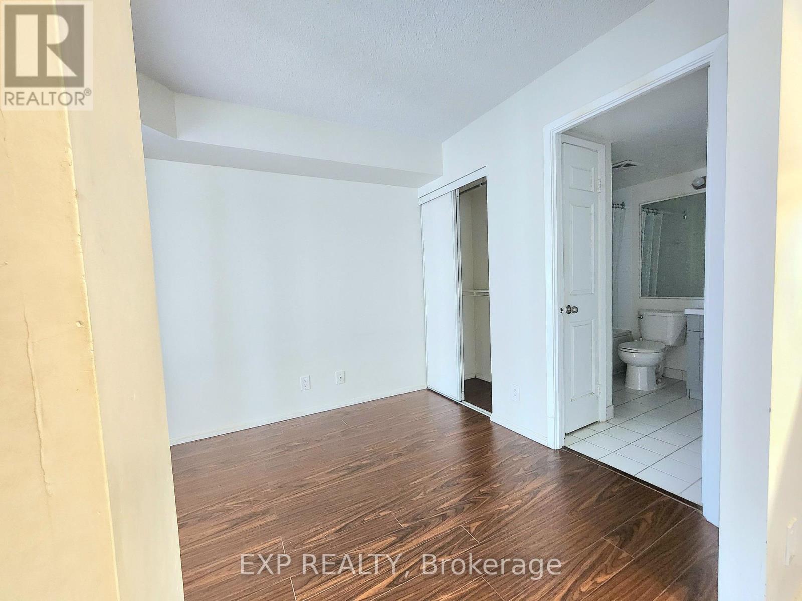 1421 - 711 Bay Street, Toronto, Ontario  M5G 2J8 - Photo 8 - C13673178
