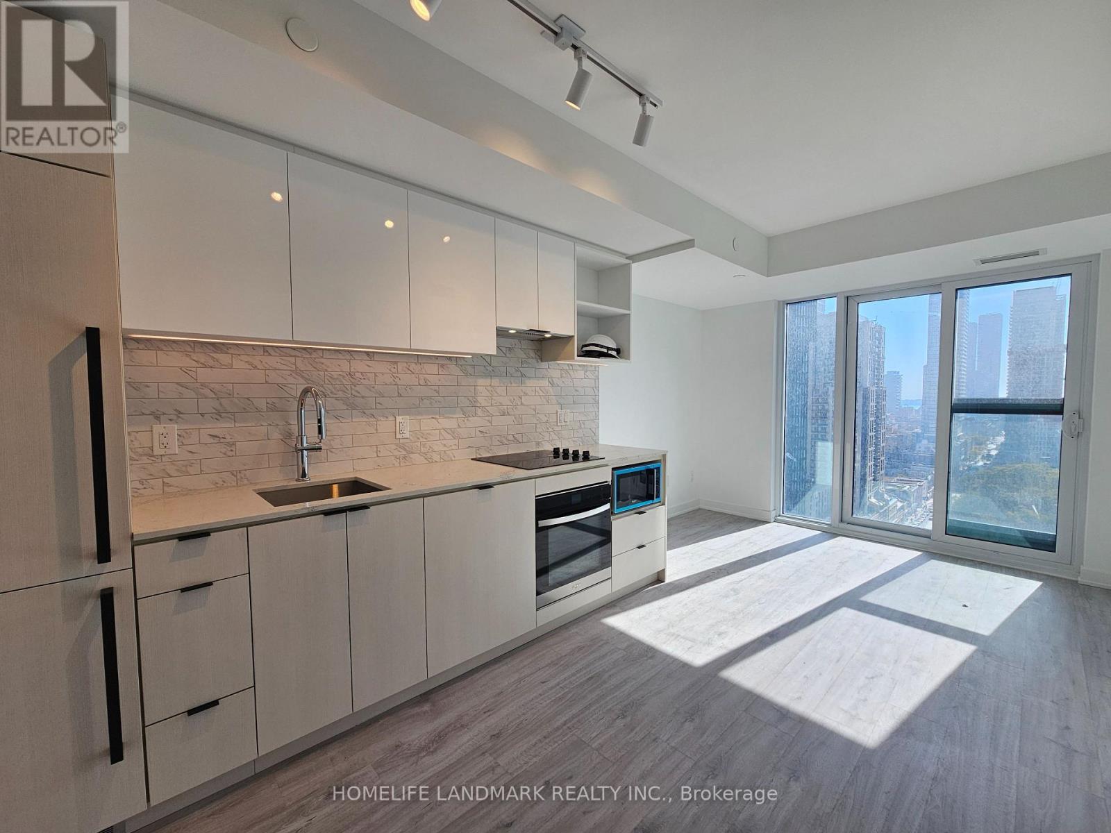 1912 - 252 Church Street, Toronto, Ontario  M5B 1Z2 - Photo 2 - C13673202