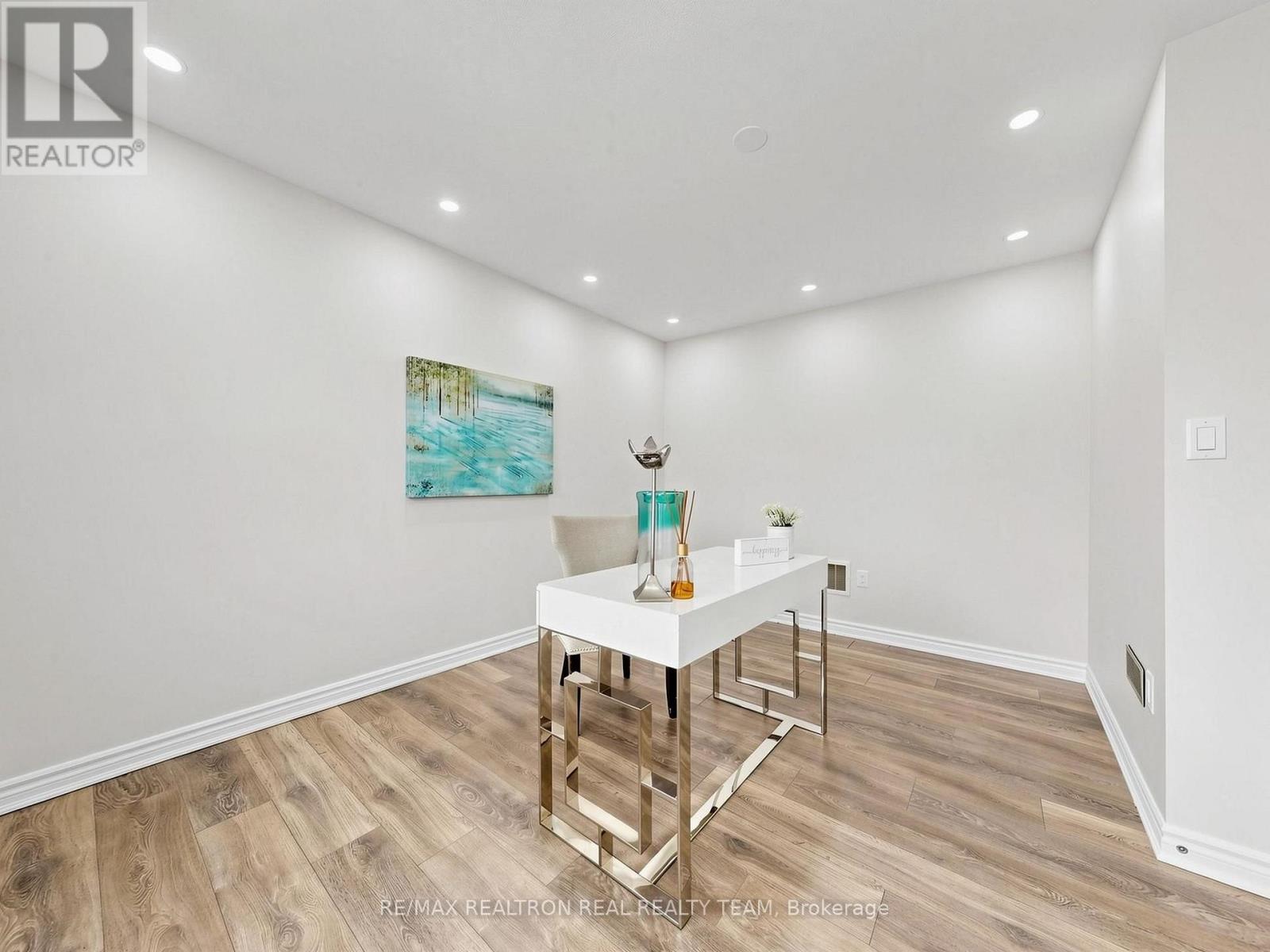 2708 Burkholder Drive, Pickering, Ontario  L1X 0G2 - Photo 28 - E13673070