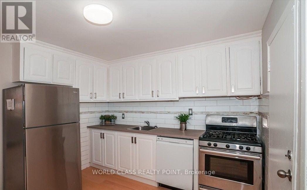 1 Mcintosh Street, Toronto, Ontario  M1N 3Y3 - Photo 11 - E13673112