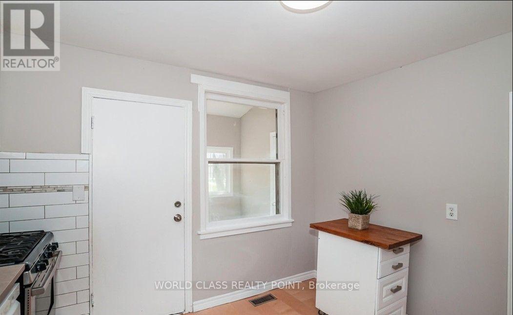 1 Mcintosh Street, Toronto, Ontario  M1N 3Y3 - Photo 13 - E13673112