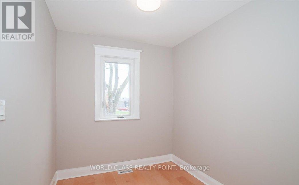 1 Mcintosh Street, Toronto, Ontario  M1N 3Y3 - Photo 17 - E13673112