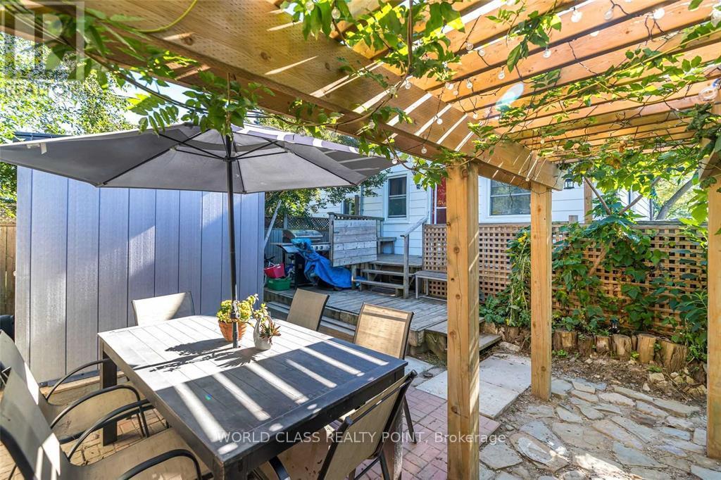 1 Mcintosh Street, Toronto, Ontario  M1N 3Y3 - Photo 4 - E13673112