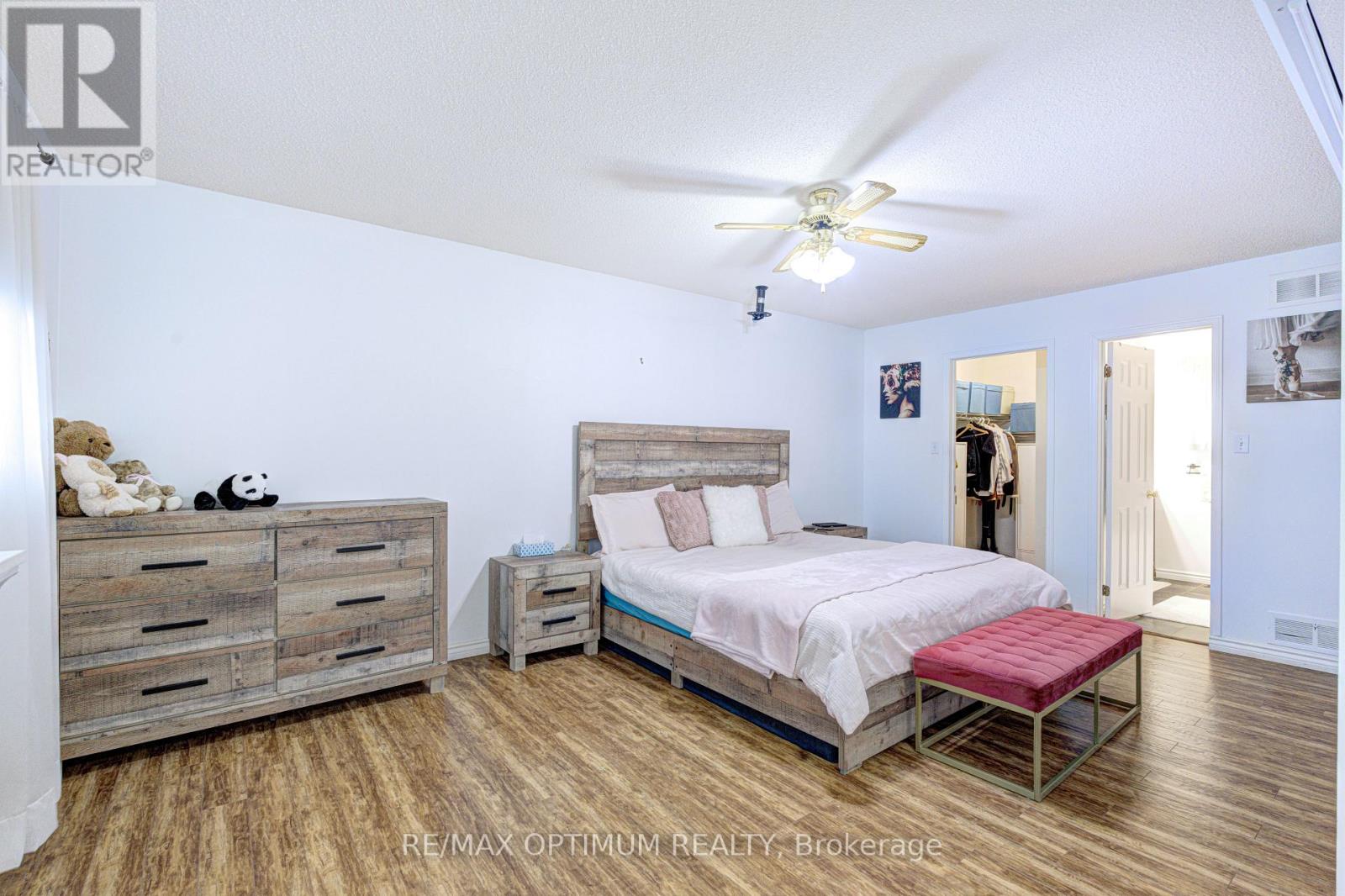 11 Murkar Crescent, Whitby, Ontario  L1N 8Y4 - Photo 27 - E13673210