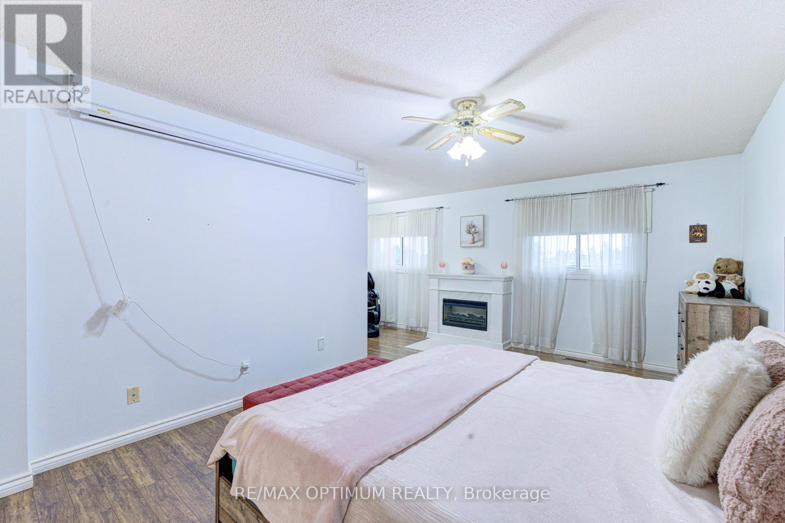 11 Murkar Crescent, Whitby, Ontario  L1N 8Y4 - Photo 30 - E13673210