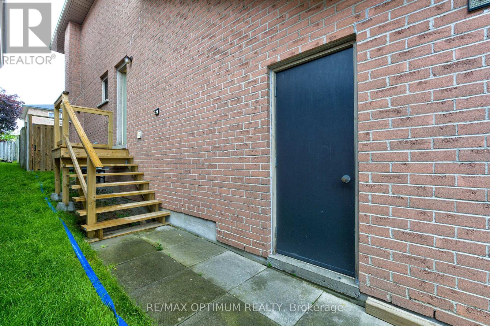 11 Murkar Crescent, Whitby, Ontario  L1N 8Y4 - Photo 39 - E13673210