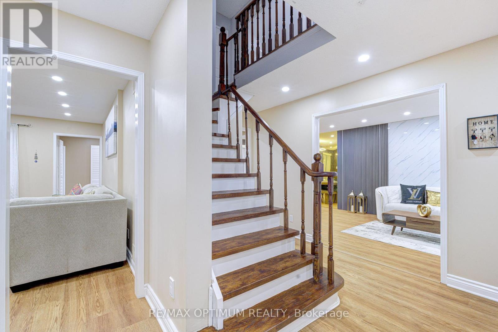 11 Murkar Crescent, Whitby, Ontario  L1N 8Y4 - Photo 6 - E13673210