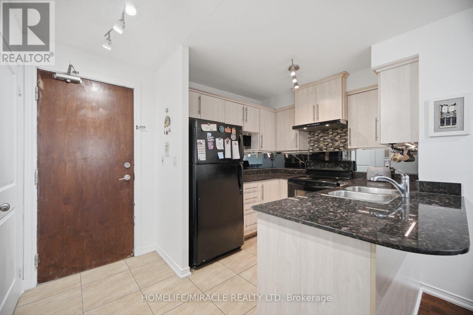 8 - 8 Rosebank Drive, Toronto, Ontario M1B 5Z3 - Photo 11 - E13673218