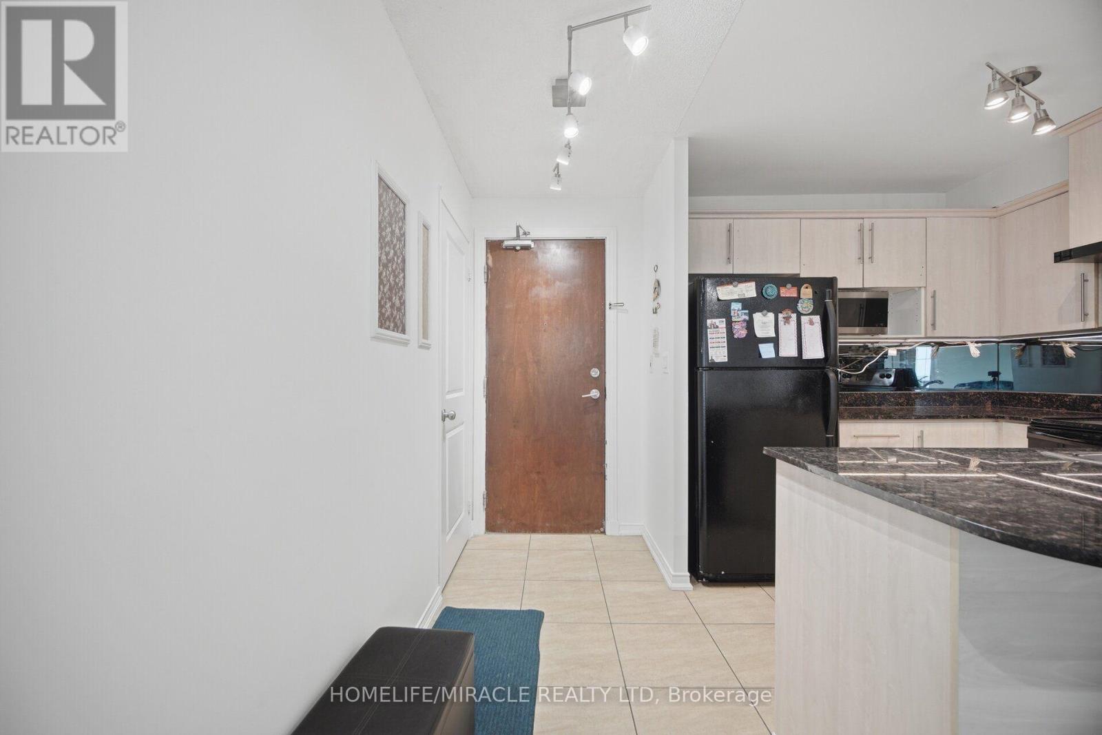 8 - 8 Rosebank Drive, Toronto, Ontario M1B 5Z3 - Photo 7 - E13673218