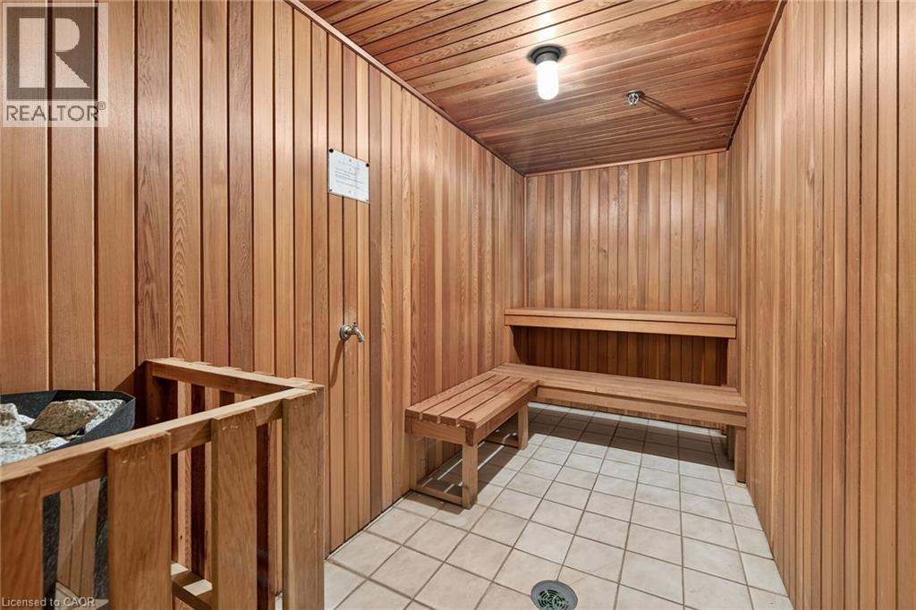1237 North Shore Boulevard Unit# 405, Burlington, Ontario  L7S 2H8 - Photo 44 - 40847393