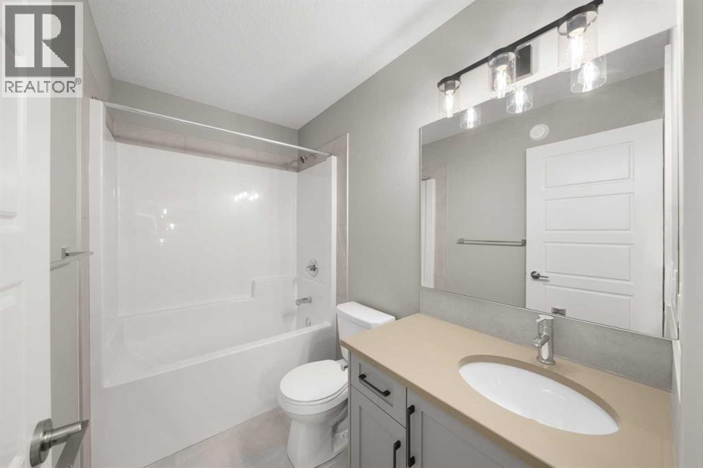 78 Sora Gardens SE, Calgary, Alberta  T3S 0V3 - Photo 8 - A2329078