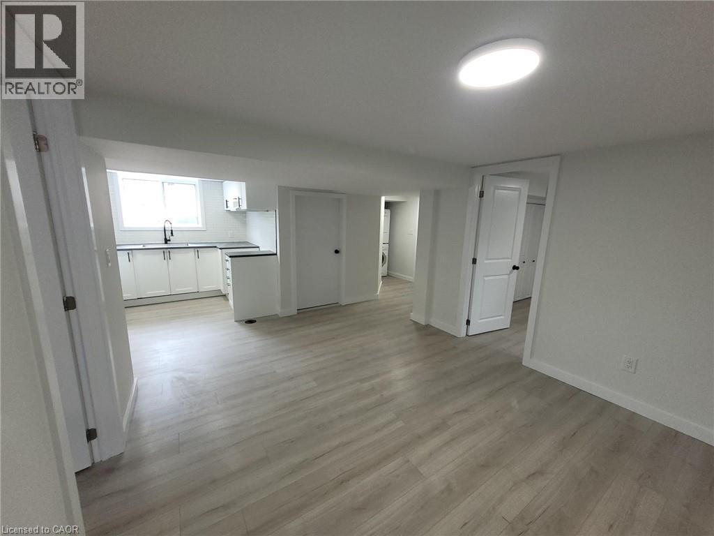 132 East 31st Street, Hamilton, Ontario  L8V 3P2 - Photo 18 - 40853200