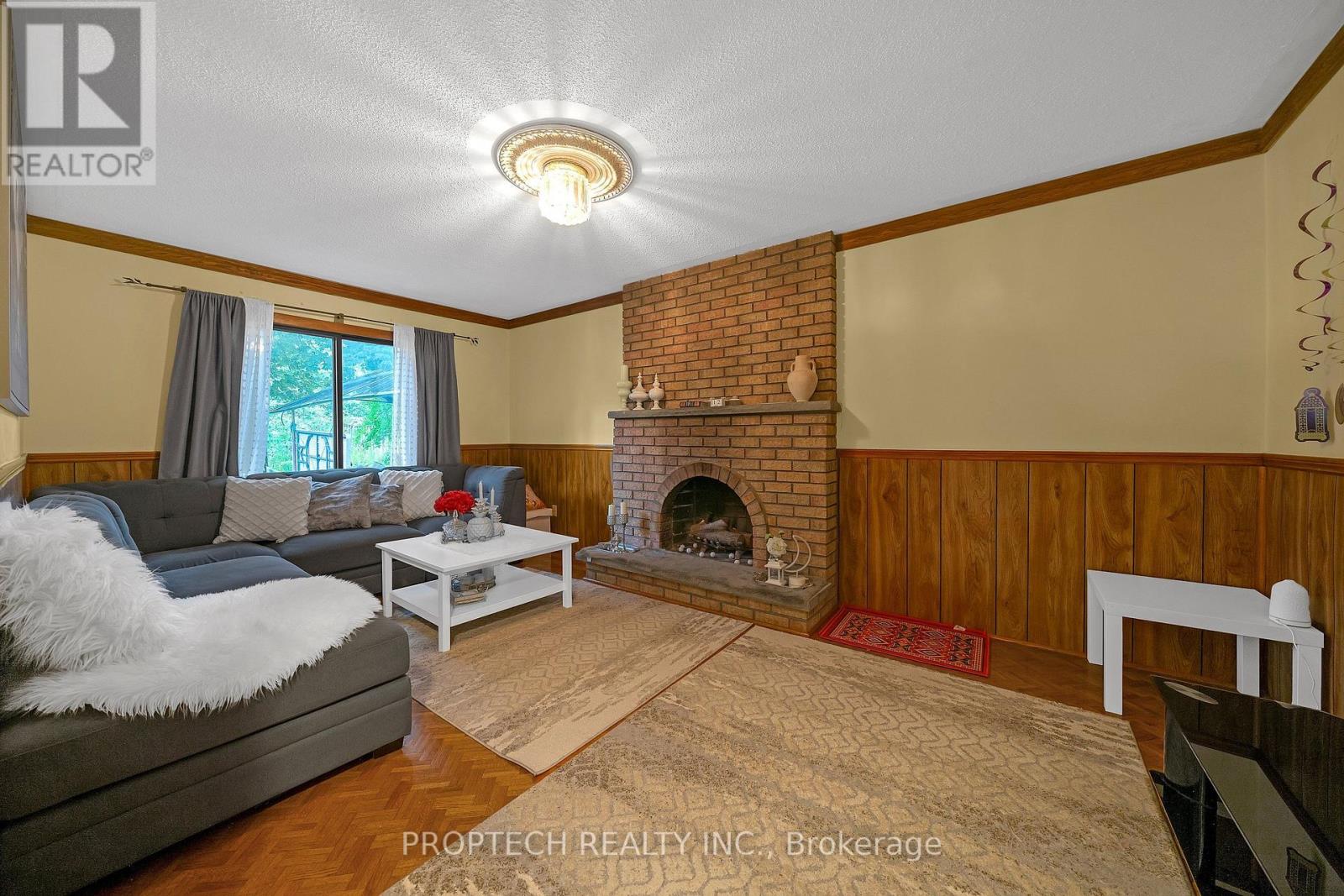 245 Fincham Avenue, Markham (Markham Village), Ontario  L3P 4E5 - Photo 14 - N13673068