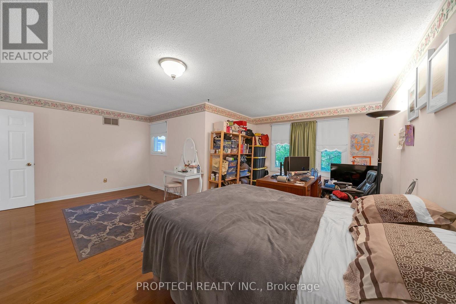 245 Fincham Avenue, Markham (Markham Village), Ontario  L3P 4E5 - Photo 26 - N13673068