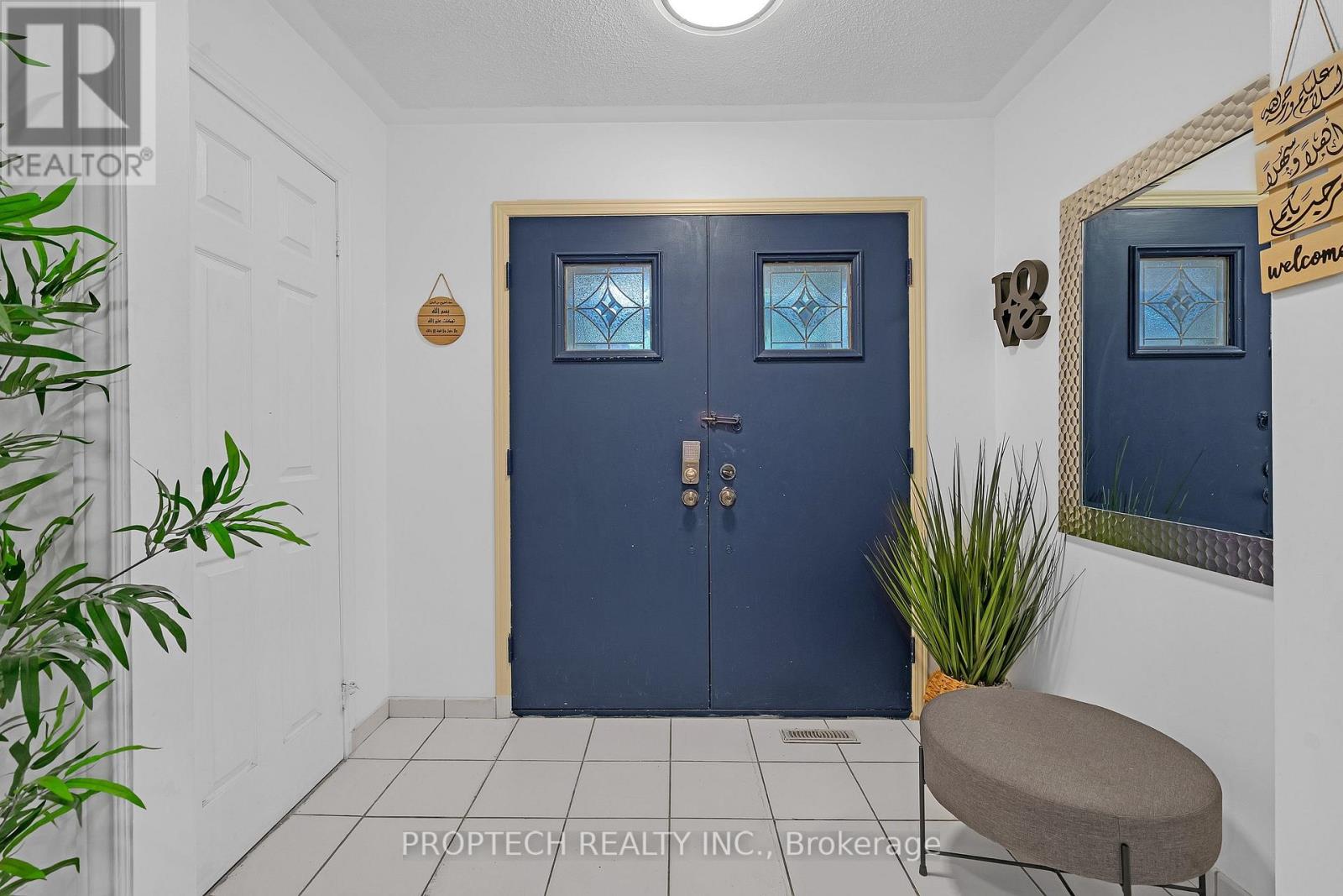 245 Fincham Avenue, Markham (Markham Village), Ontario  L3P 4E5 - Photo 4 - N13673068