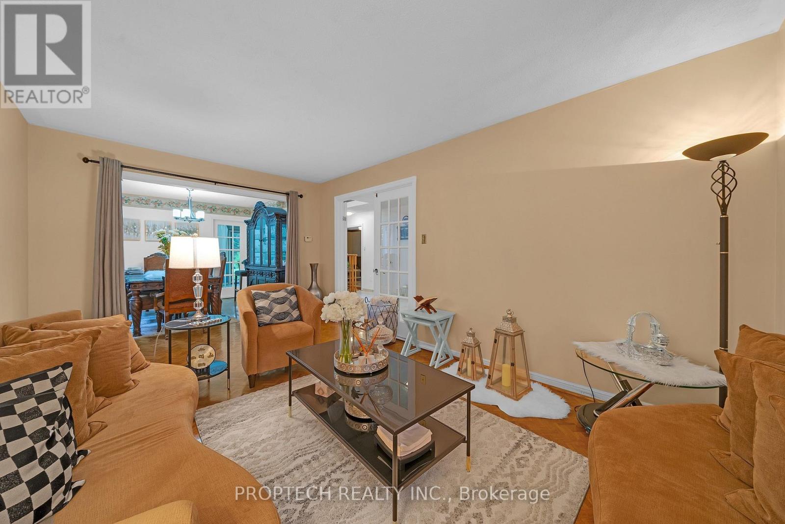 245 Fincham Avenue, Markham (Markham Village), Ontario  L3P 4E5 - Photo 8 - N13673068