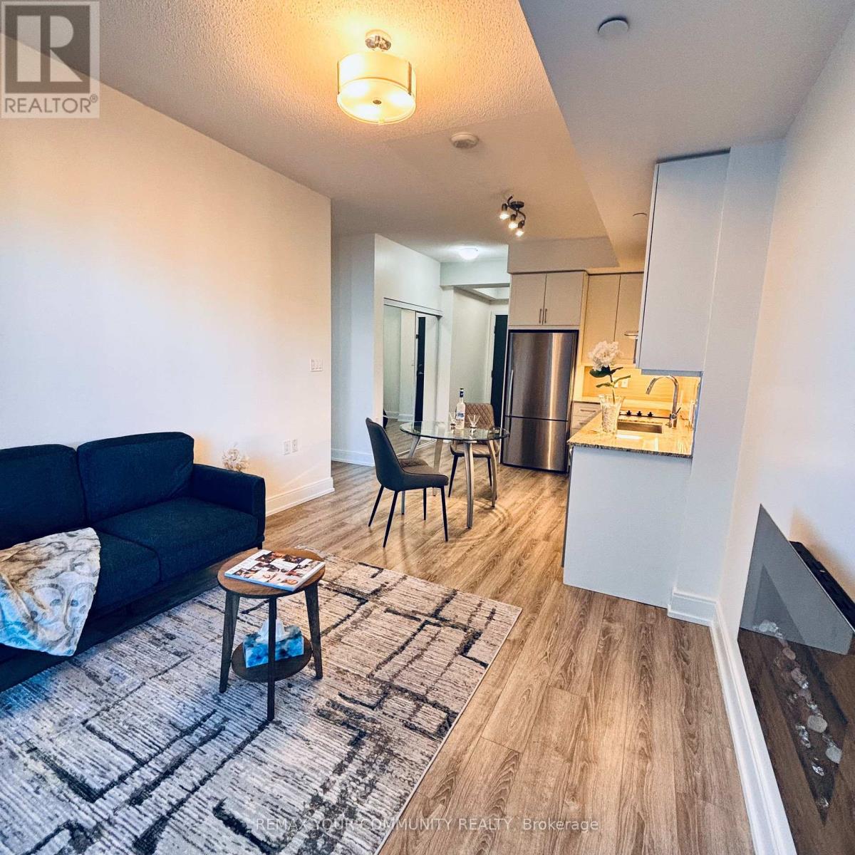 318b - 9600 Yonge Street, Richmond Hill, Ontario  L4C 0X3 - Photo 7 - N13673092