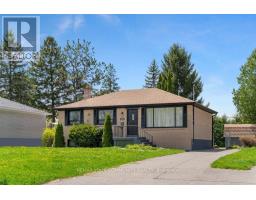 LOWER UNIT - 14 WEBSTER DRIVE, Aurora, Ontario