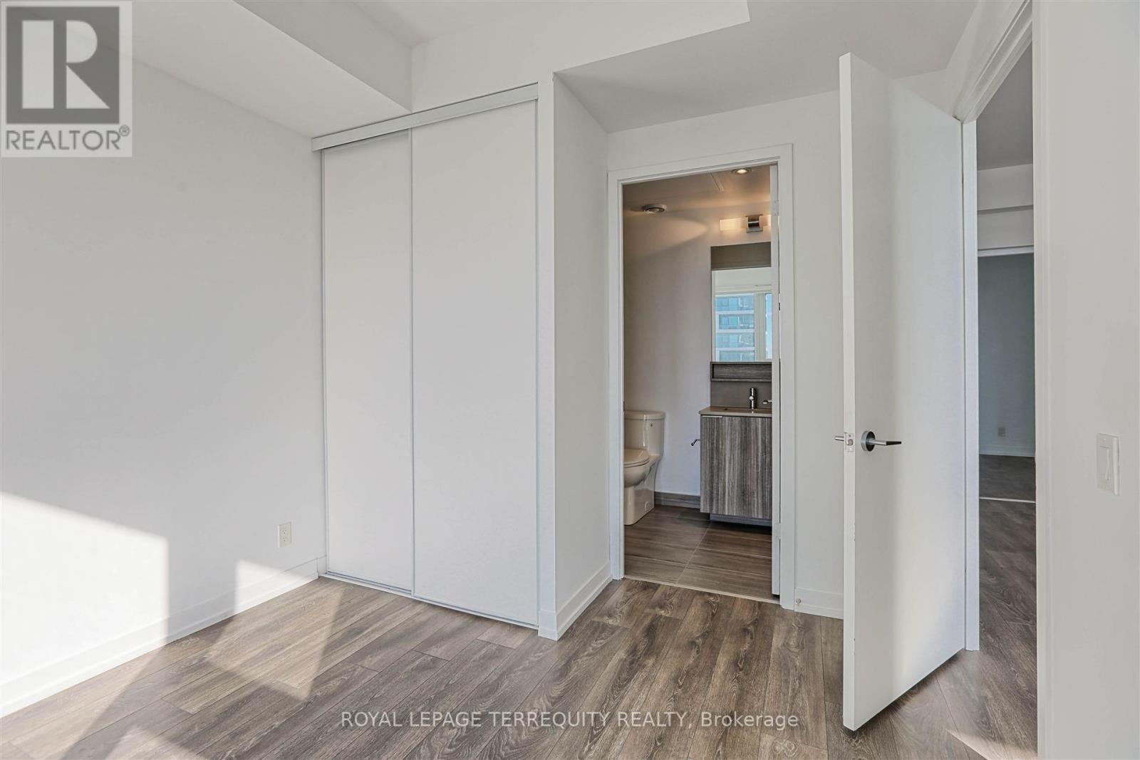 3707 - 898 Portage Parkway, Vaughan, Ontario  L4K 0J6 - Photo 15 - N13673214