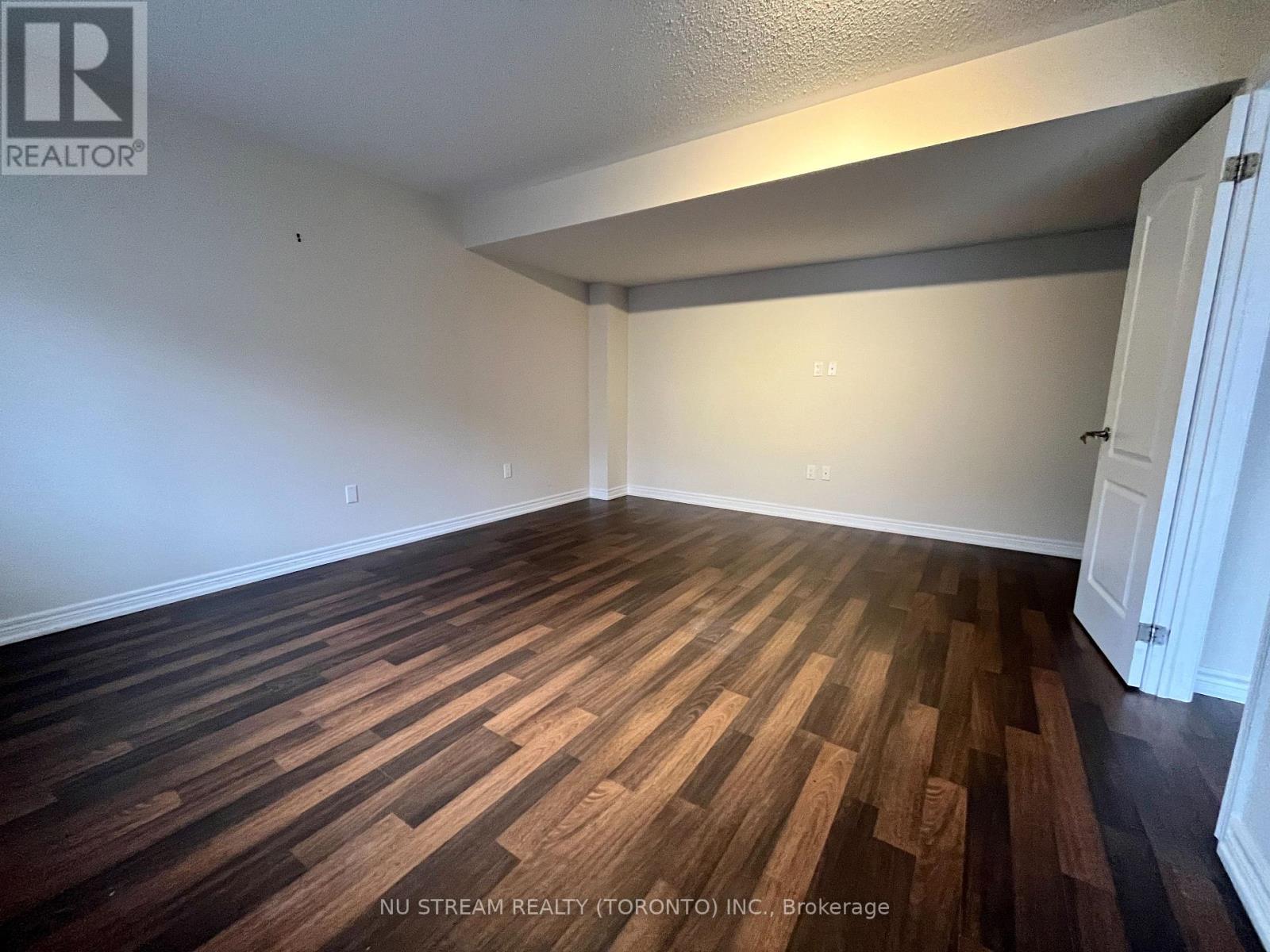1st&bsm - 41 Begonia Street, Markham, Ontario  L6E 0P6 - Photo 10 - N13673248