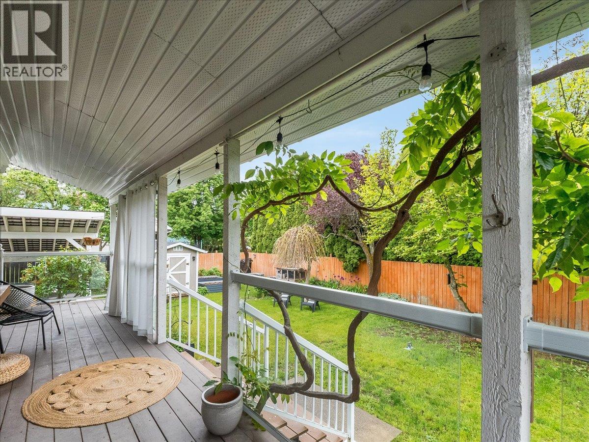 2116 Columbia Avenue, Castlegar, British Columbia  V1N 2X1 - Photo 55 - 10388013