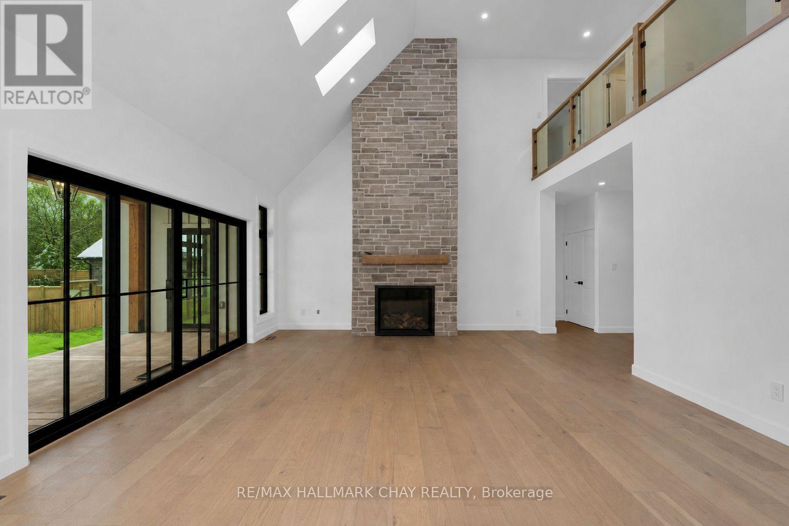 25 Heatherwood Drive, Springwater, Ontario  L0L 1X1 - Photo 13 - S13673062